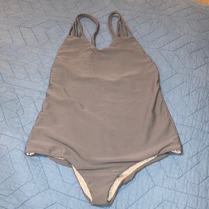 ACACIA Cape Town in grey like new!